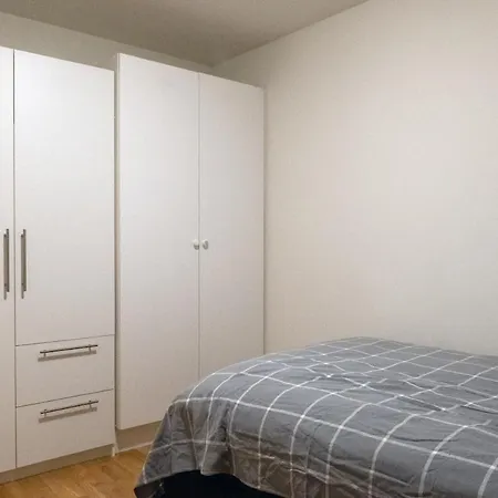 Northern Lights Modern Urban Gem * Tromsø